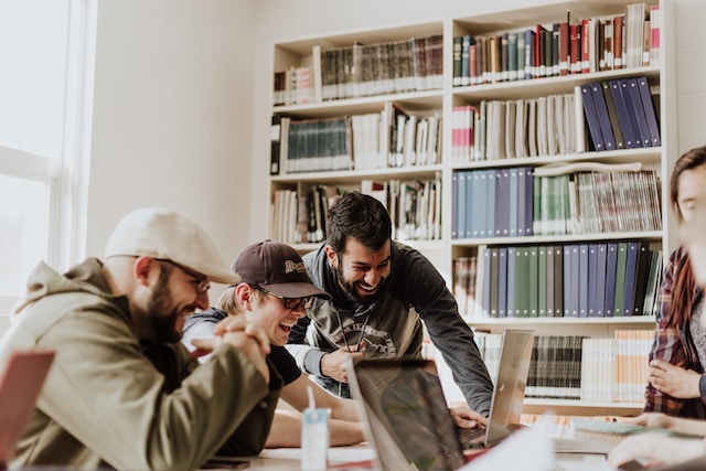 Building a Winning Team: The Link Between Employee Engagement and Business Performance